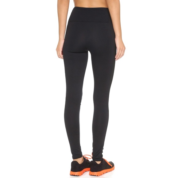 Spanx Textured Panel Leggings - Picture 3 of 5